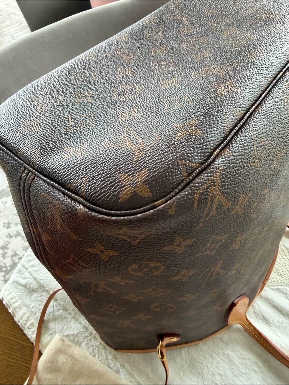 Louis Vuitton Monogram Canvas Neverfull Tote with Red Striped Interior - Picture 11 of 14